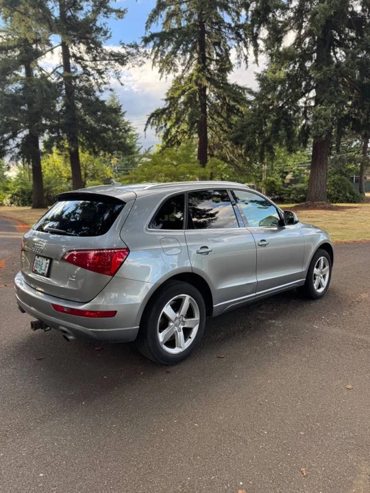 2011 Audi 8R Q5 - Image 2 of 15