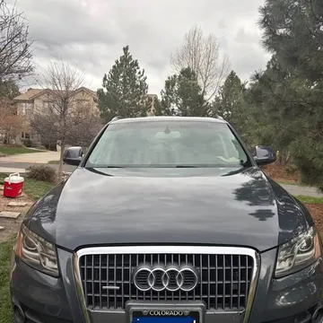 2011 Audi Q5 2.0T Quattro Premium