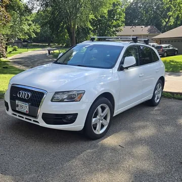 2011 Audi Q5 2.0T Quattro Premium