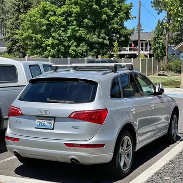 2011 Audi Q5 2.0T Quattro Premium