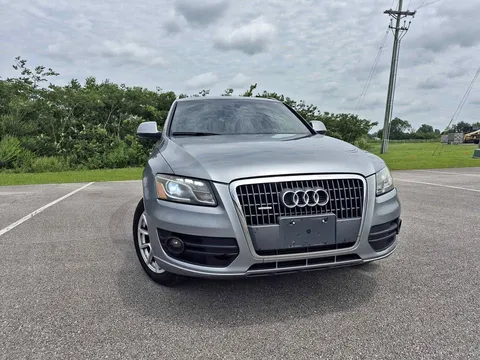 2011 Audi Q5 2.0T Quattro Premium