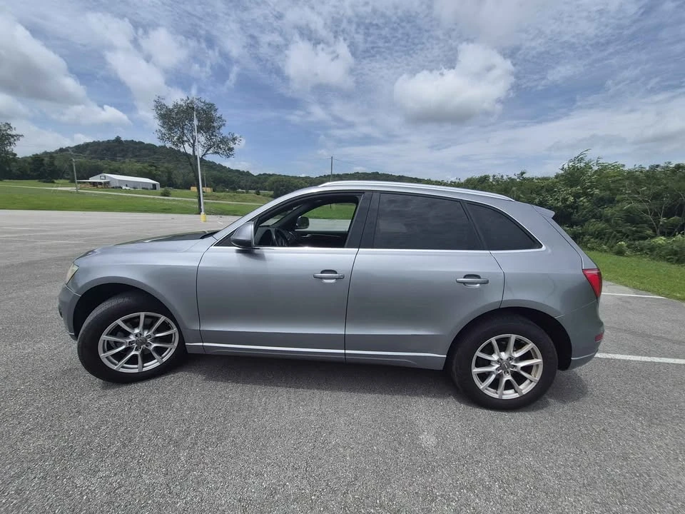 2011 Audi 8R Q5 - Image 6 of 11
