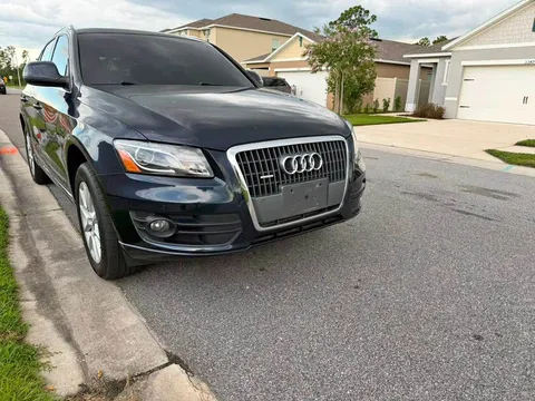 2011 Audi Q5 2.0T Quattro Premium