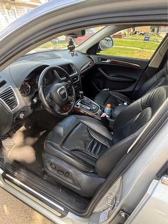 2011 Audi 8R Q5 - Image 6 of 12