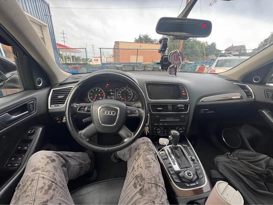 2011 Audi 8R Q5 - Image 10 of 13