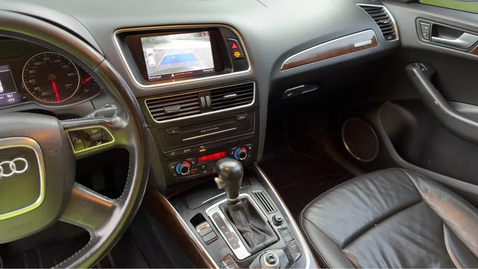 2011 Audi 8R Q5 - Image 8 of 14