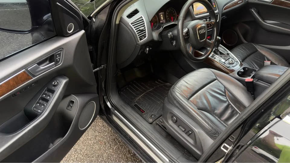 2011 Audi 8R Q5 - Image 9 of 14