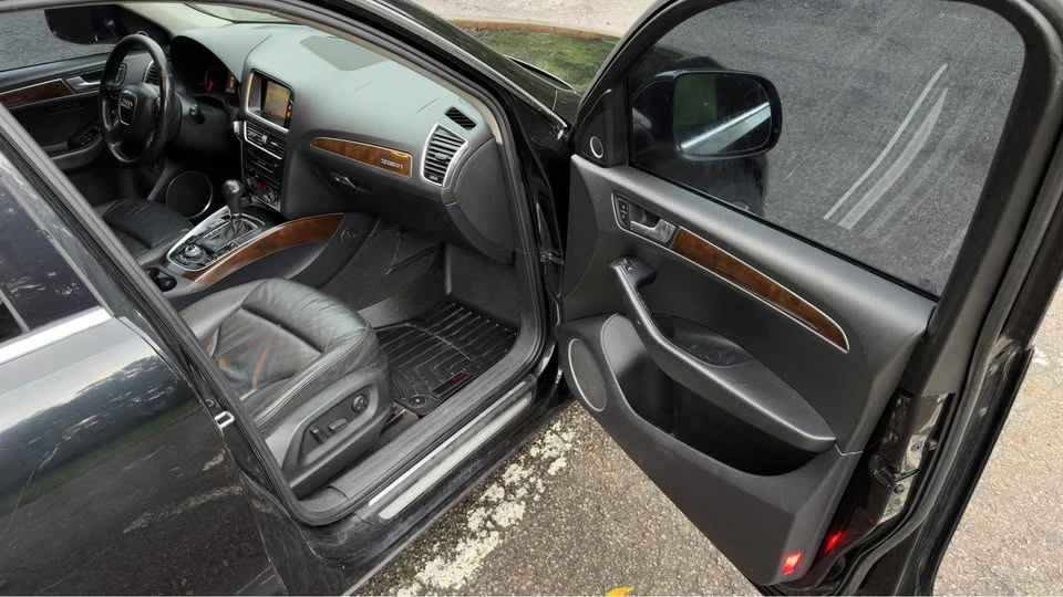 2011 Audi 8R Q5 - Image 10 of 14