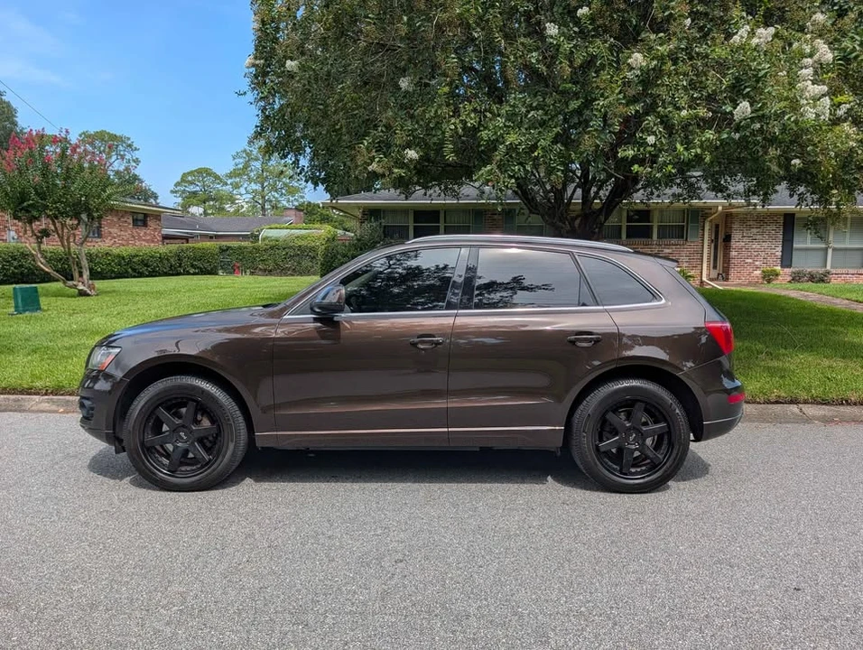 2011 Audi 8R Q5 - Image 2 of 16