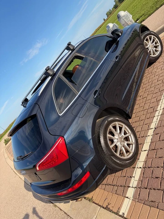 2011 Audi 8R Q5 - Image 8 of 13