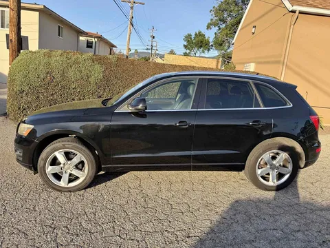 2011 Audi Q5 2.0T Quattro Premium