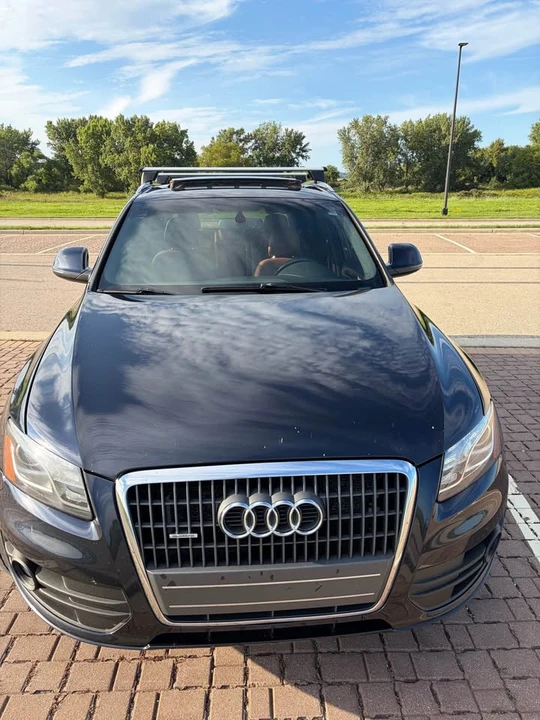 2011 Audi 8R Q5 - Image 2 of 13