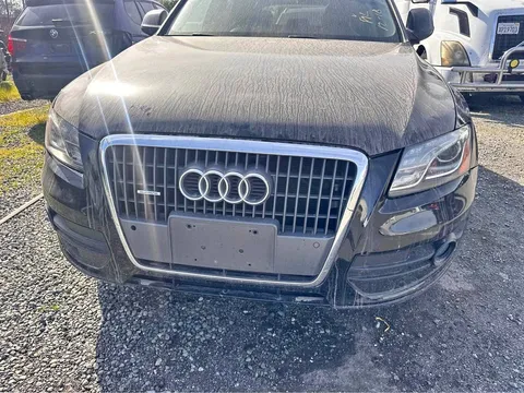 2011 Audi Q5 2.0T Quattro Premium