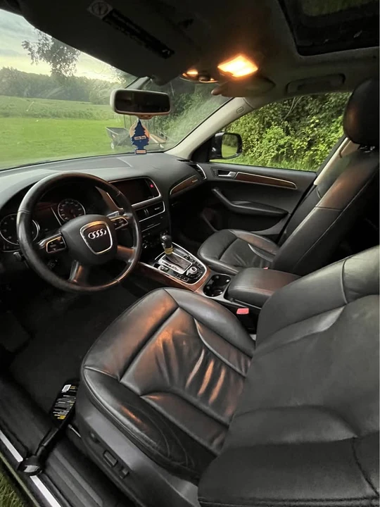 2011 Audi 8R Q5 - Image 3 of 8