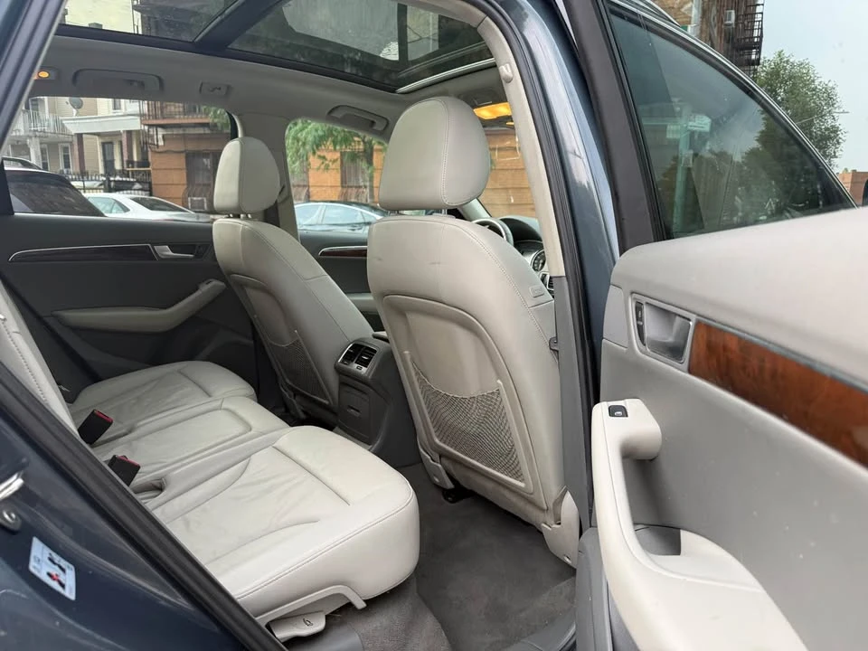 2011 Audi 8R Q5 - Image 11 of 11