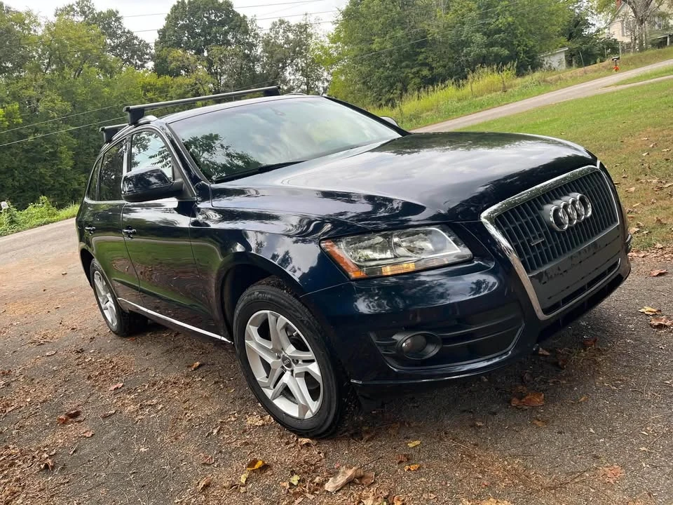 2011 Audi 8R Q5 - Image 2 of 17