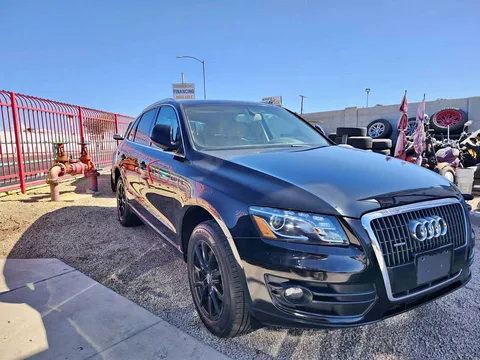 2011 Audi Q5 2.0T Quattro Premium