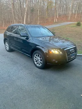 2011 Audi Q5 2.0T Quattro Premium Plus