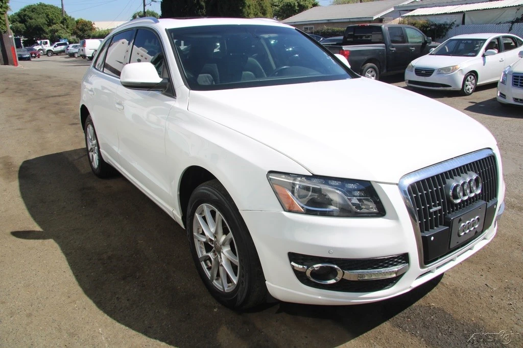 2011 Audi 8R Q5 - Image 2 of 21
