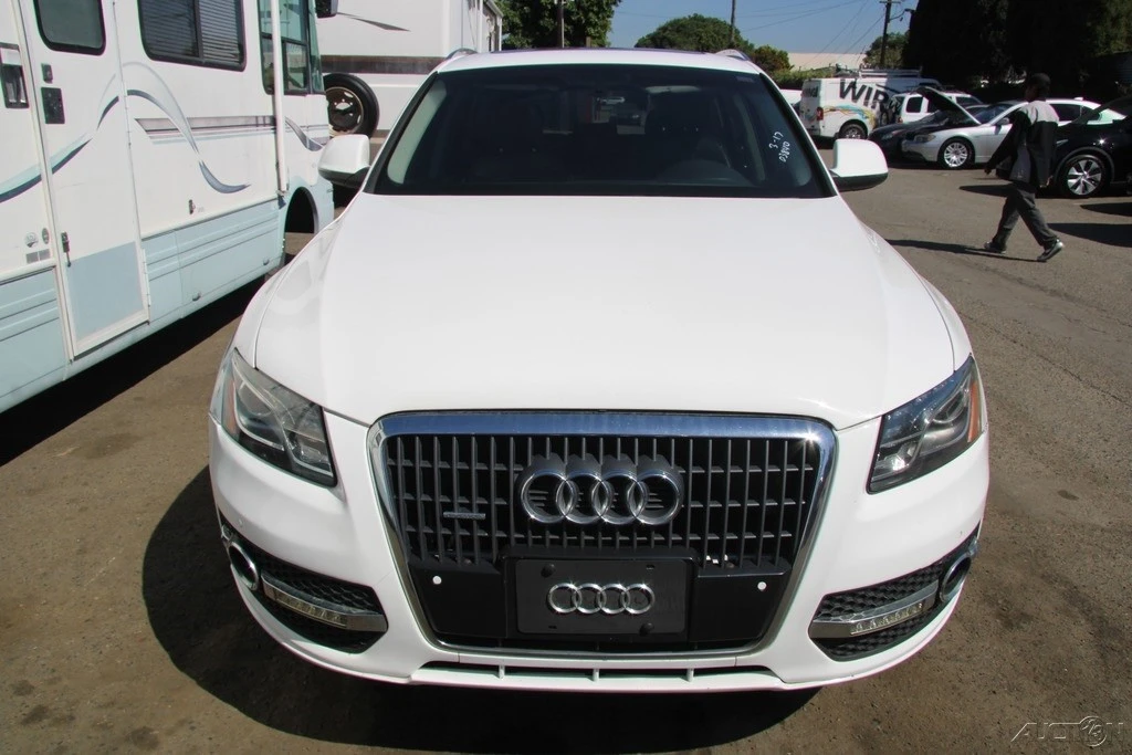 2011 Audi 8R Q5 - Image 9 of 21