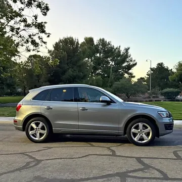 2011 Audi Q5 3.0T Premium Plus