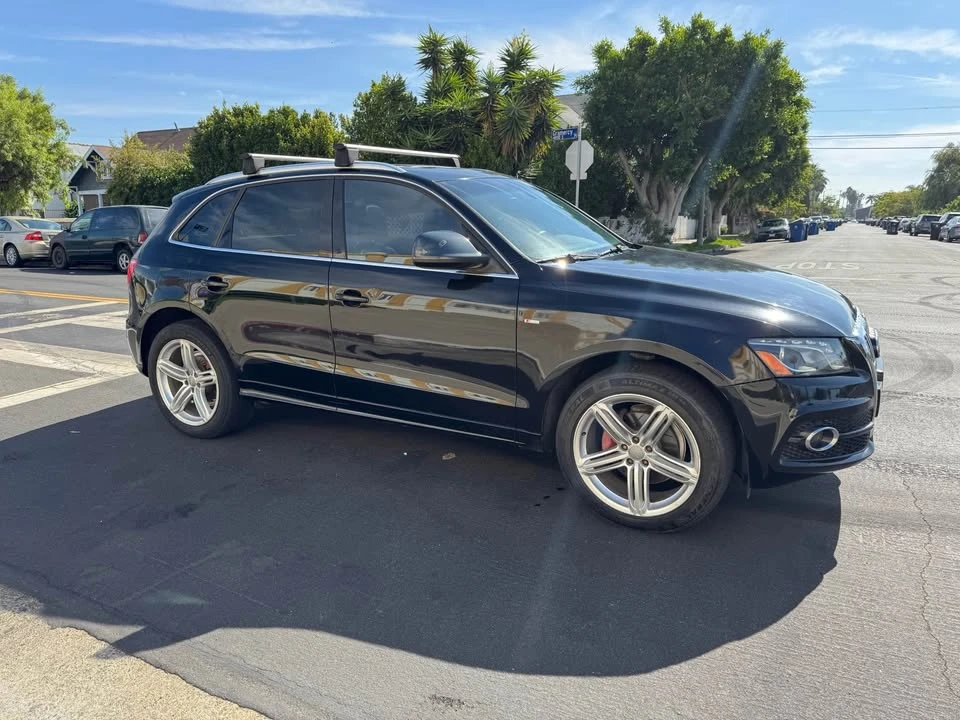 2011 Audi 8R Q5 - Image 8 of 8