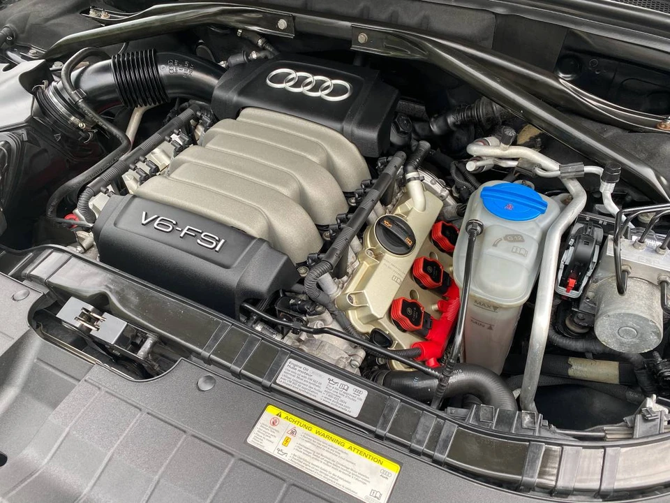 2011 Audi 8R Q5 - Image 10 of 10