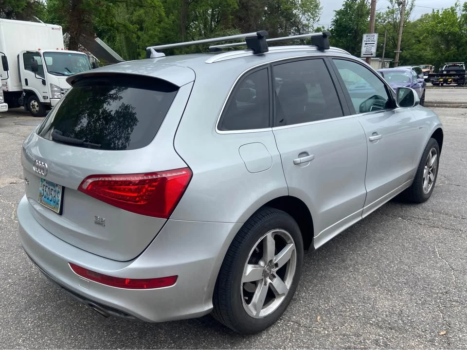 2011 Audi 8R Q5 - Image 3 of 10