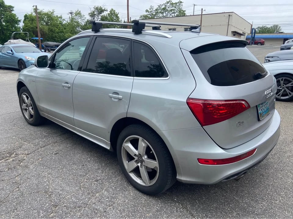 2011 Audi 8R Q5 - Image 5 of 10