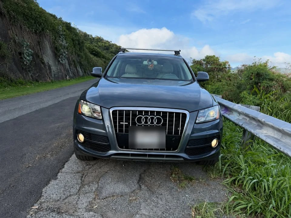 2011 Audi 8R Q5 - Image 12 of 16