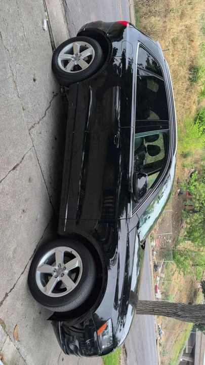 2011 Audi 8R Q5 - Image 2 of 5