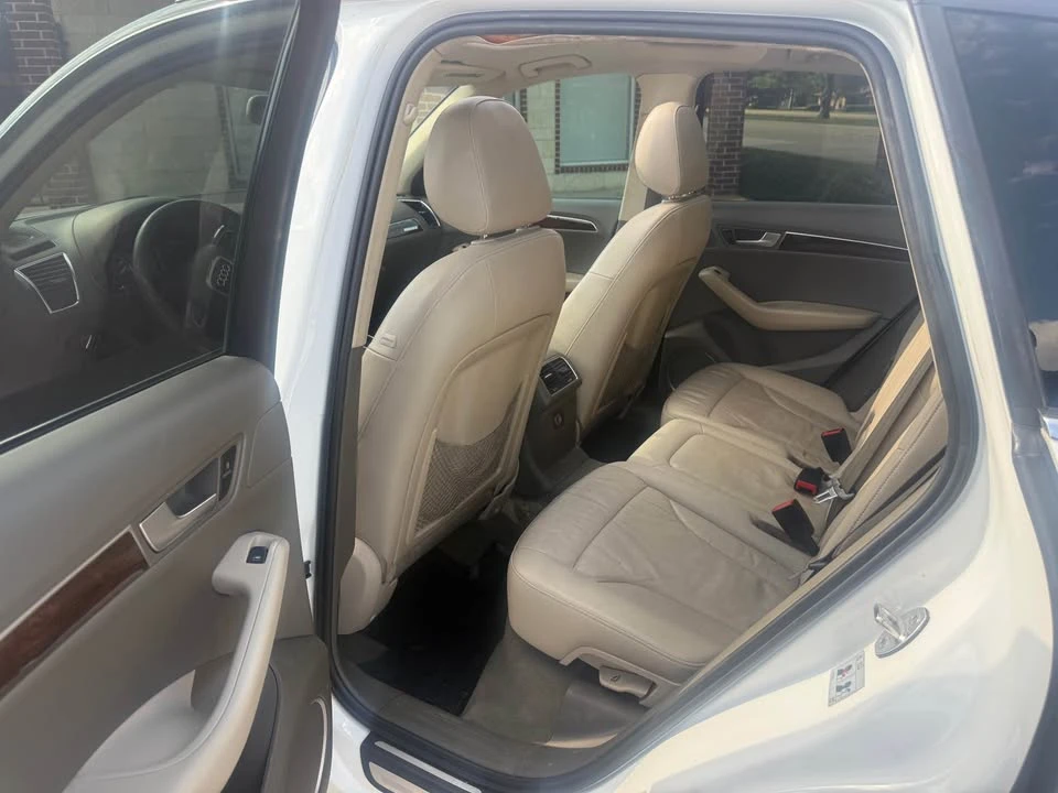 2011 Audi 8R Q5 - Image 12 of 17