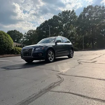 2011 Audi Q5 3.2 Quattro Premium Plus