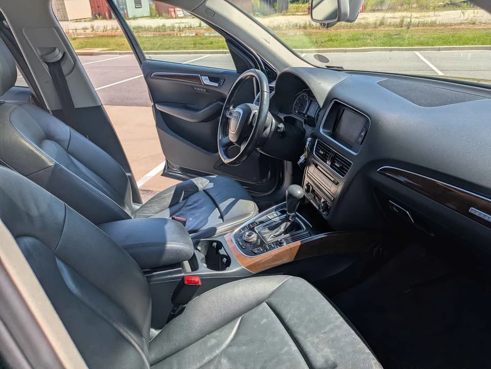 2011 Audi 8R Q5 - Image 12 of 19