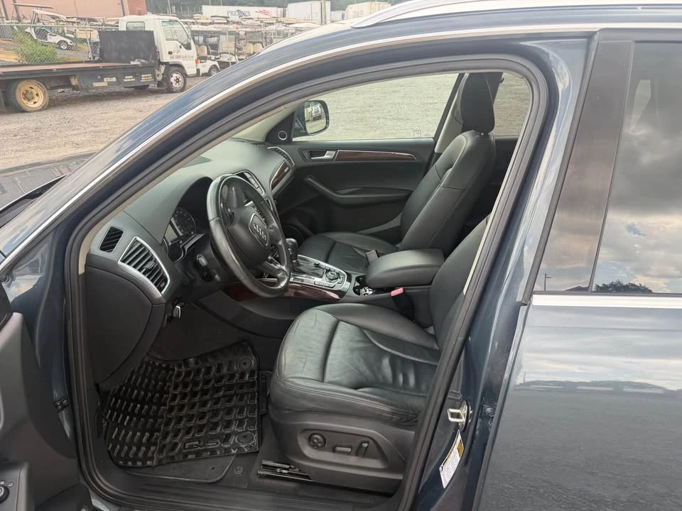 2011 Audi 8R Q5 - Image 14 of 17
