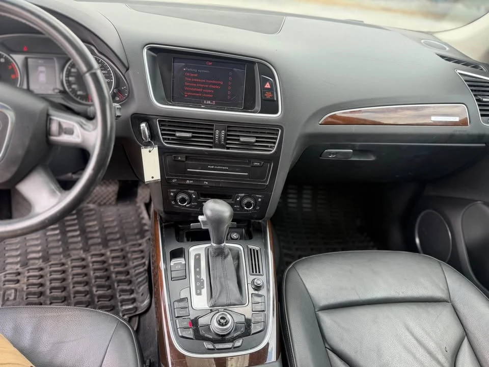 2011 Audi 8R Q5 - Image 17 of 19
