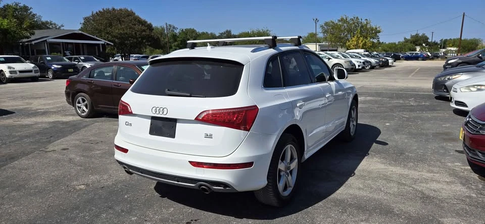 2011 Audi 8R Q5 - Image 5 of 20