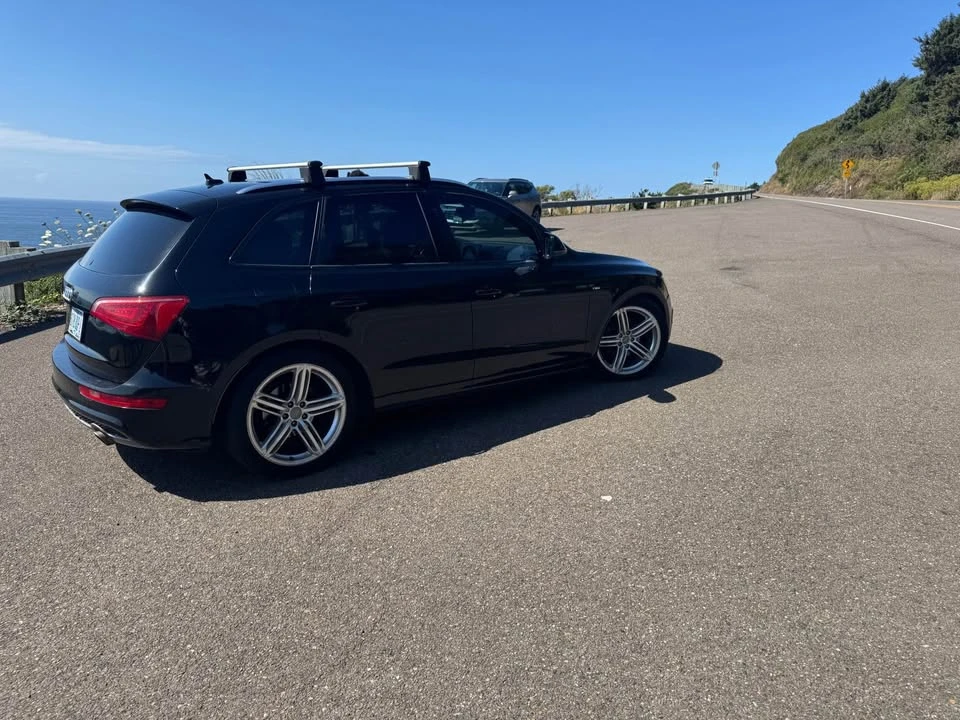 2011 Audi 8R Q5 - Image 10 of 10