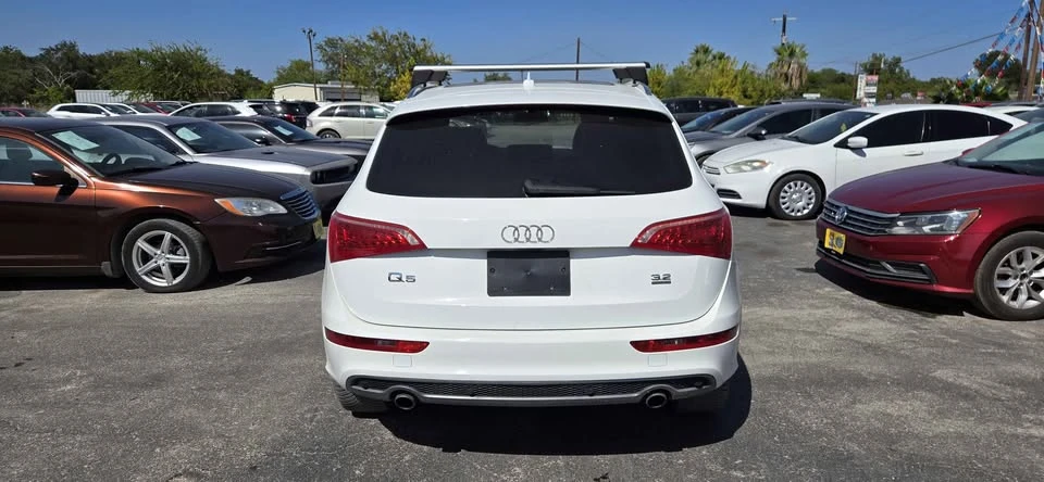 2011 Audi 8R Q5 - Image 4 of 20