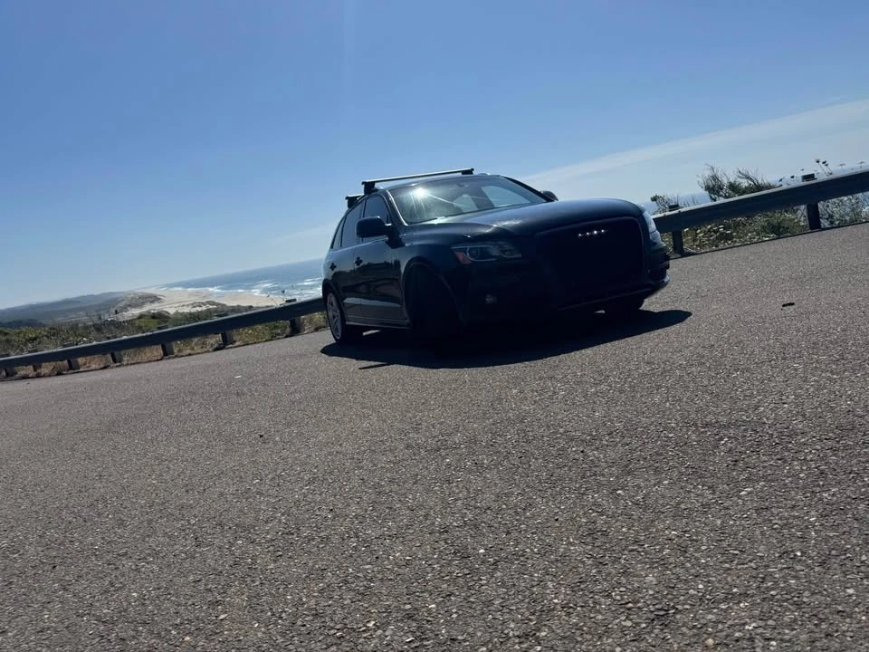 2011 Audi 8R Q5 - Image 2 of 10