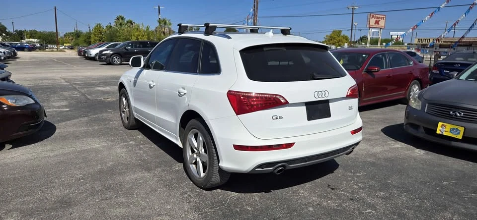 2011 Audi 8R Q5 - Image 3 of 20