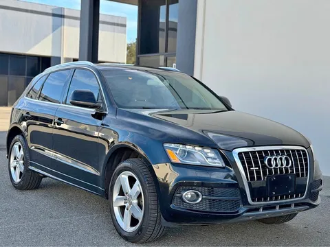 2011 Audi Q5 3.2 Quattro Premium Plus Sport Utility 4D