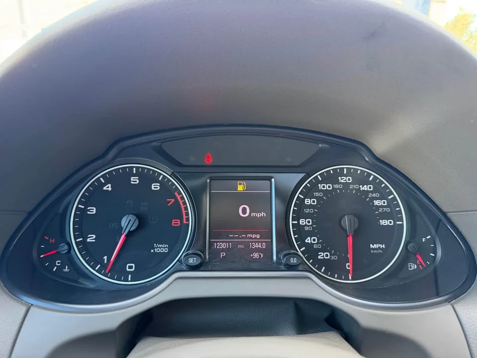2011 Audi 8R Q5 - Image 20 of 20