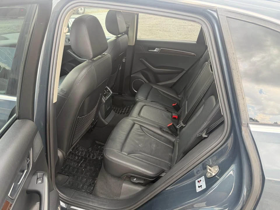 2011 Audi 8R Q5 - Image 9 of 17