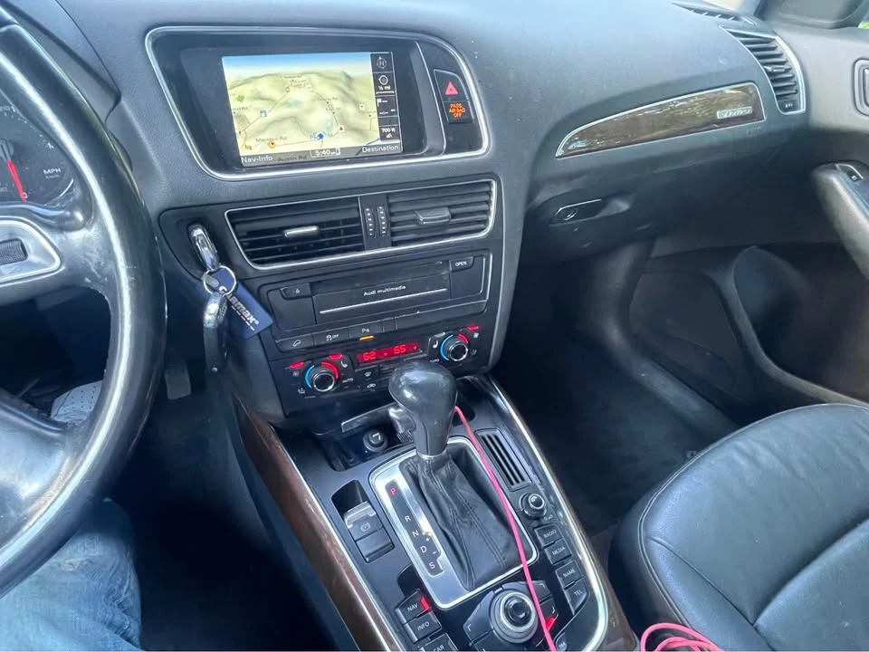 2011 Audi 8R Q5 - Image 10 of 20