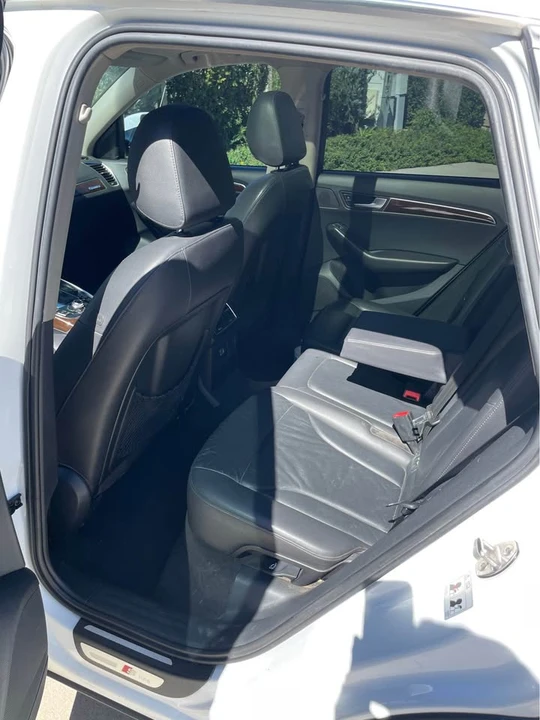 2011 Audi 8R Q5 - Image 18 of 20