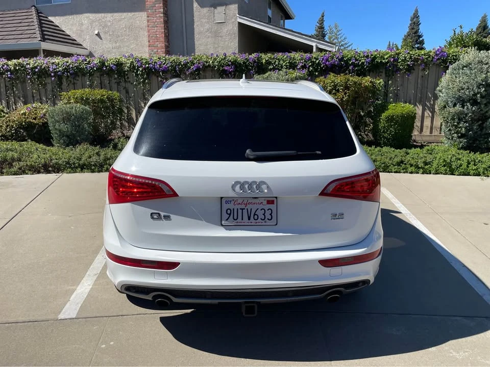 2011 Audi 8R Q5 - Image 2 of 20