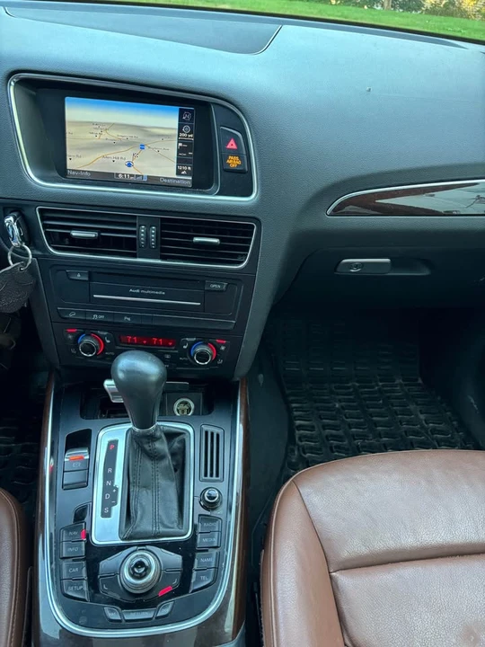 2011 Audi 8R Q5 - Image 6 of 15