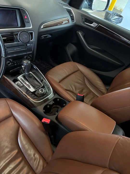 2011 Audi 8R Q5 - Image 14 of 15