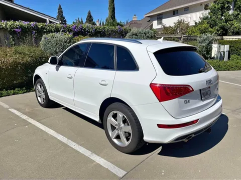 2011 Audi Q5 3.2 Quattro Premium Plus